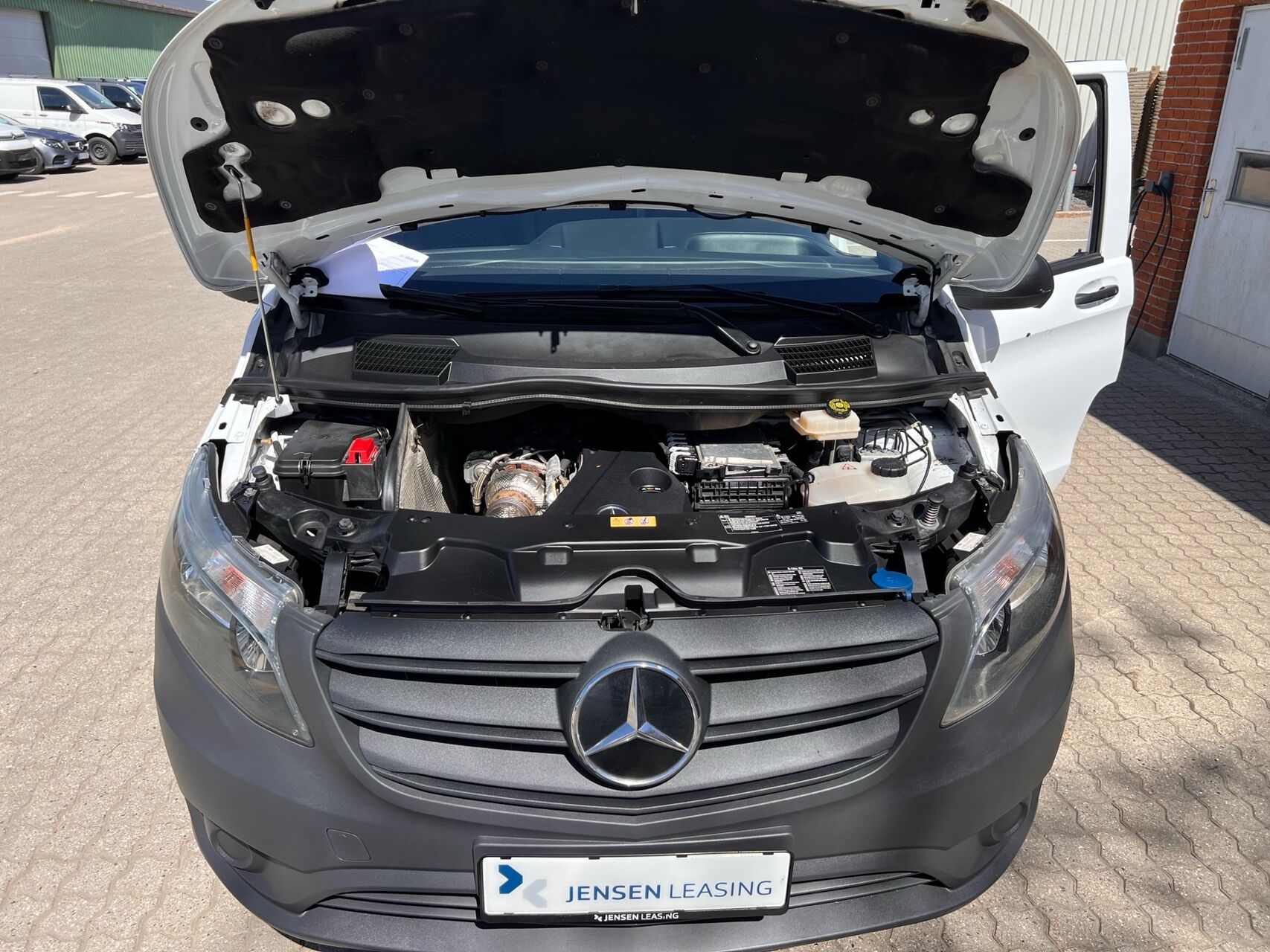 Billede af Mercedes-Benz Vito 114 A2 2,0 CDI RWD 9G-Tronic 136HK Van Aut.