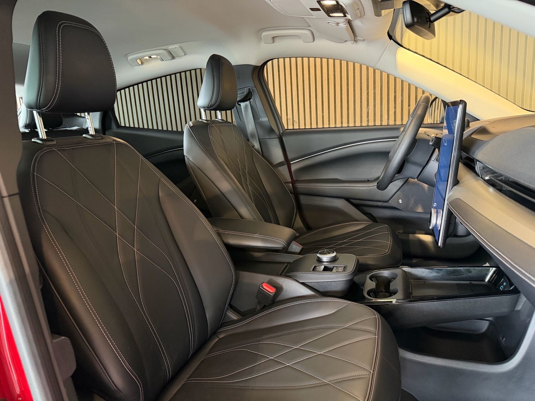 Billede af Ford Mustang Mach-E EL UR 294HK 5d Aut.
