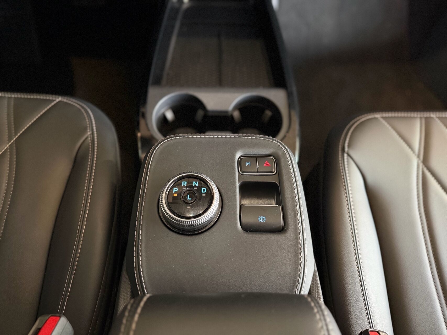 Billede af Ford Mustang Mach-E EL UR 294HK 5d Aut.