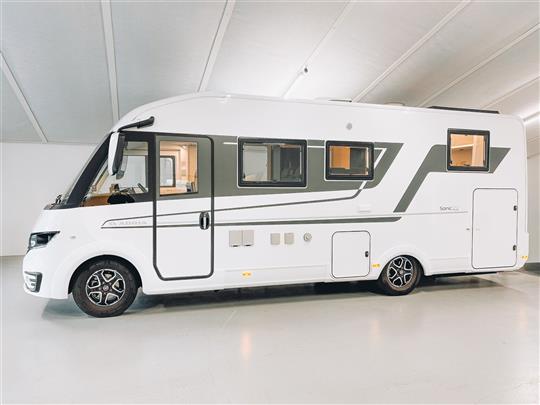 Adria Sonic I 700 SL 2,3 JTD Plus 160HK 3d Aut.