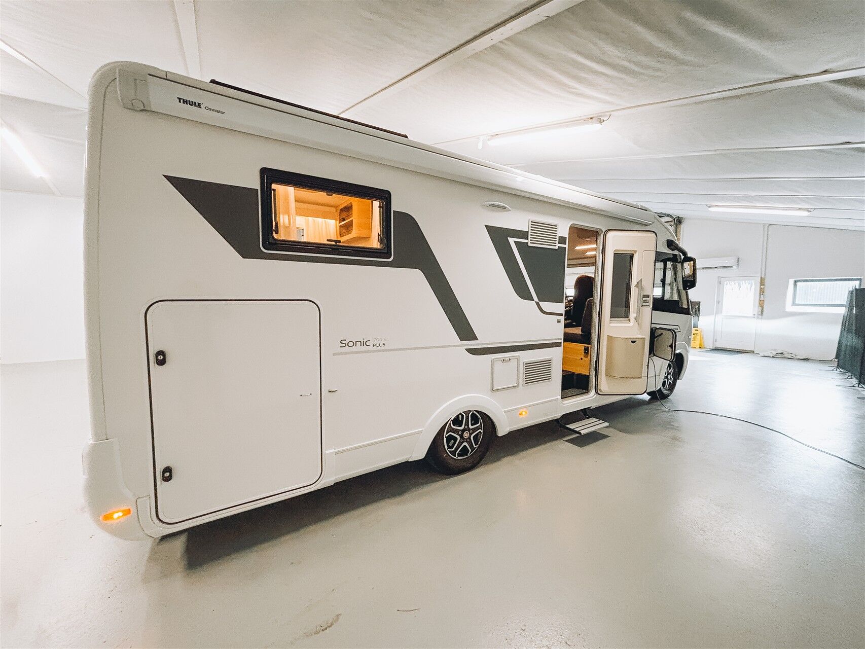 Billede af Adria Sonic I 700 SL 2,3 JTD Plus 160HK 3d Aut.