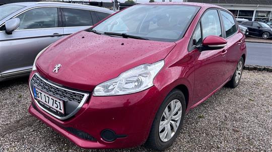 Peugeot 208 1,2 VTi Active Navi 82HK 5d