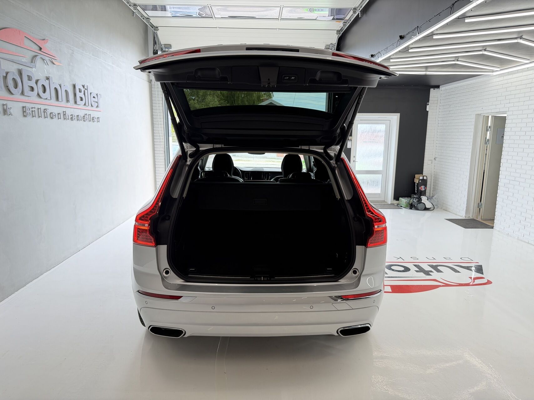 Billede af Volvo XC60 2,0 D5 Inscription AWD 235HK 5d 8g Aut.