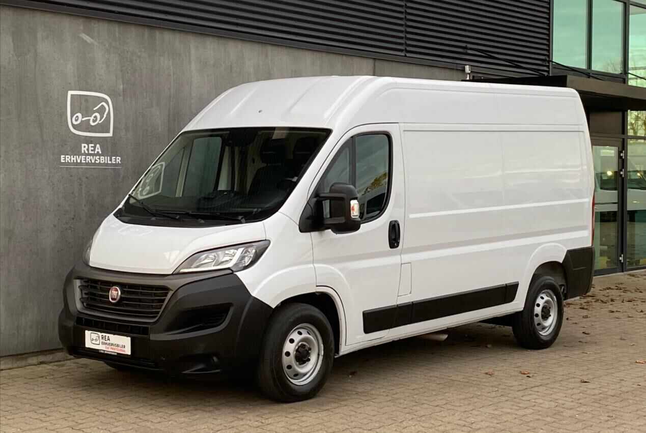 Billede af Fiat Ducato 33 L2H2 2,3 MJT 40 års Edition 140HK Van 9g Aut.