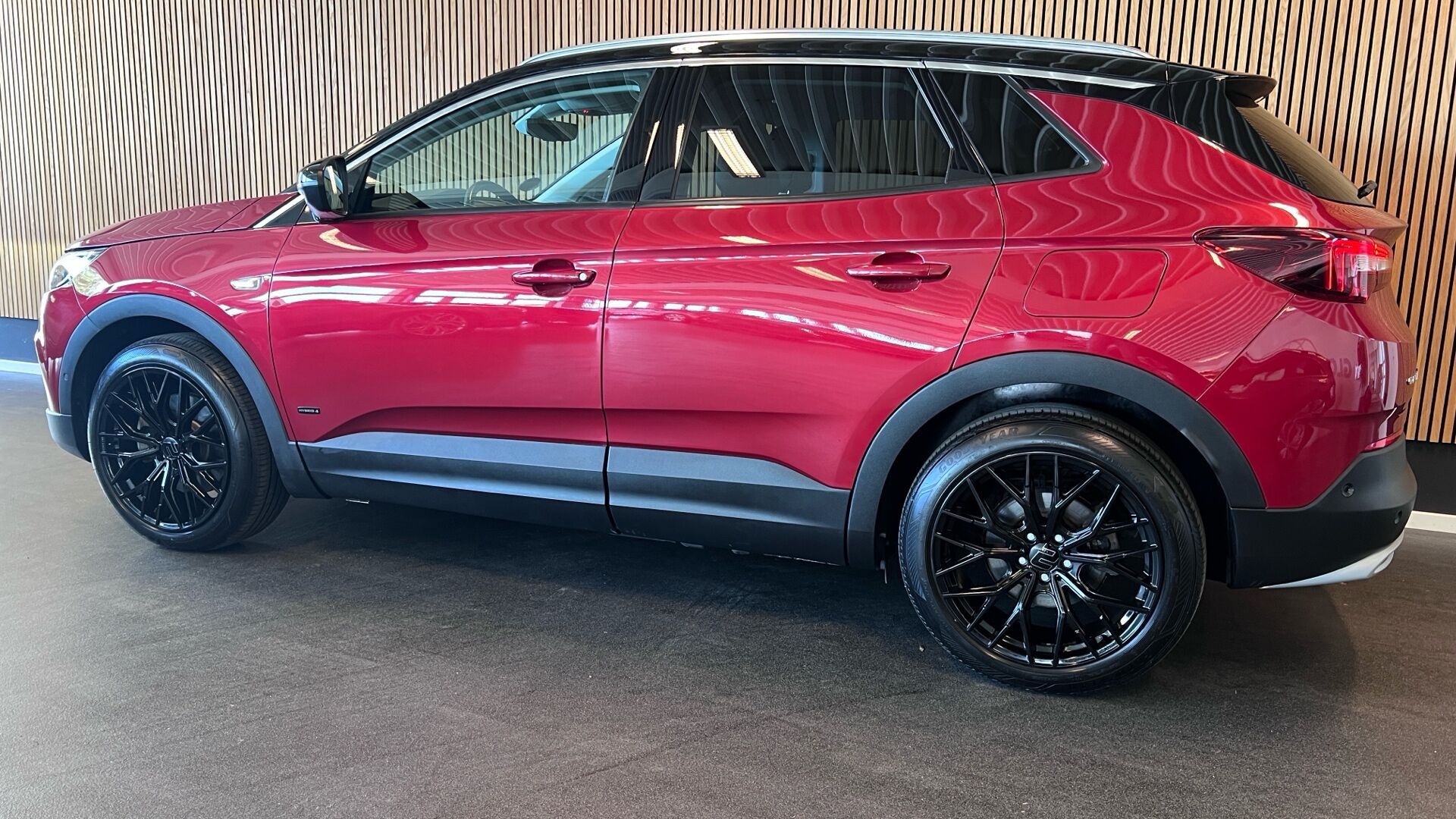 Billede af Opel Grandland X 1,6 PHEV  Plugin-hybrid EuroLine AWD 300HK 5d 8g Aut.
