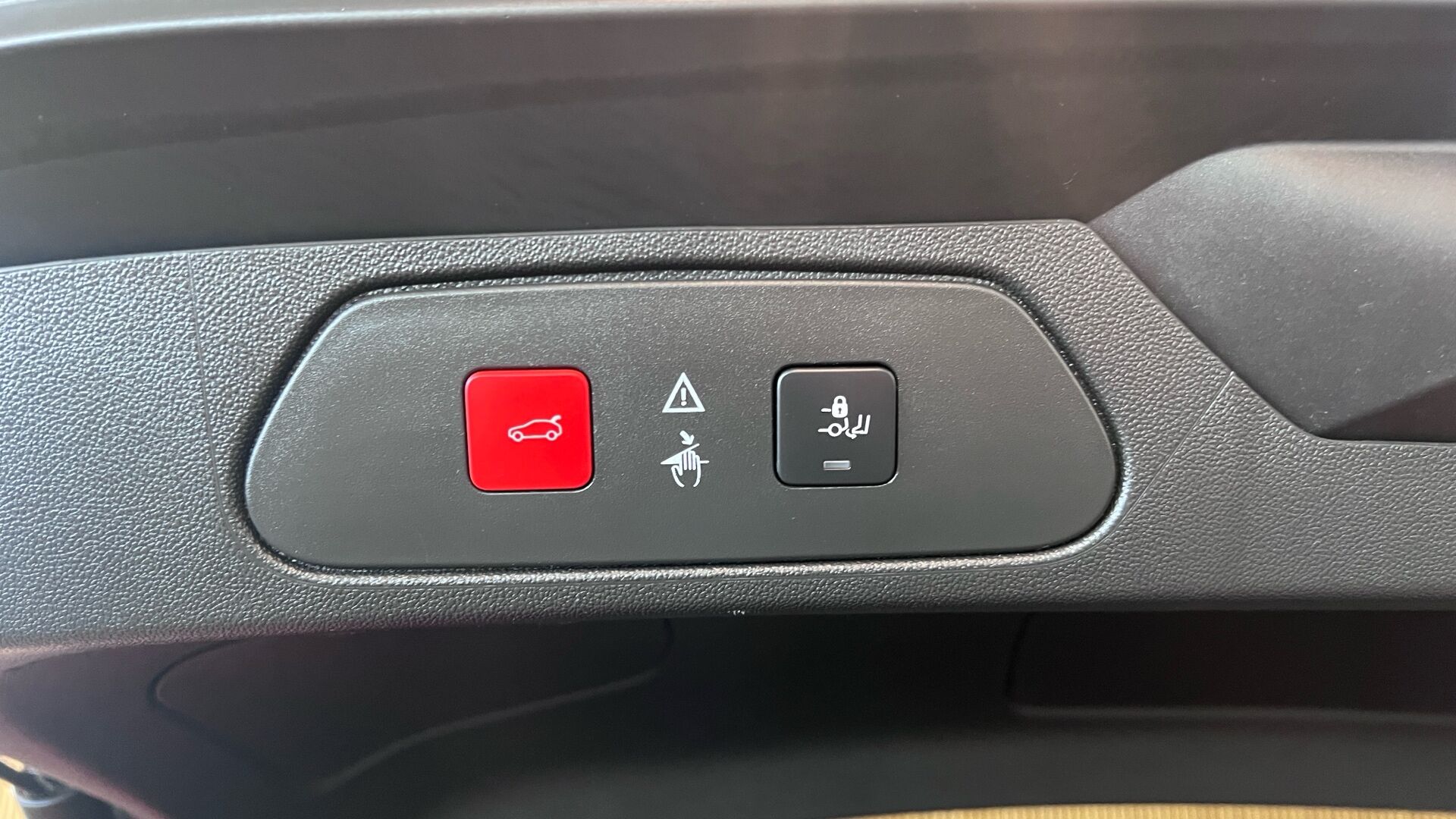 Billede af Opel Grandland X 1,6 PHEV  Plugin-hybrid EuroLine AWD 300HK 5d 8g Aut.