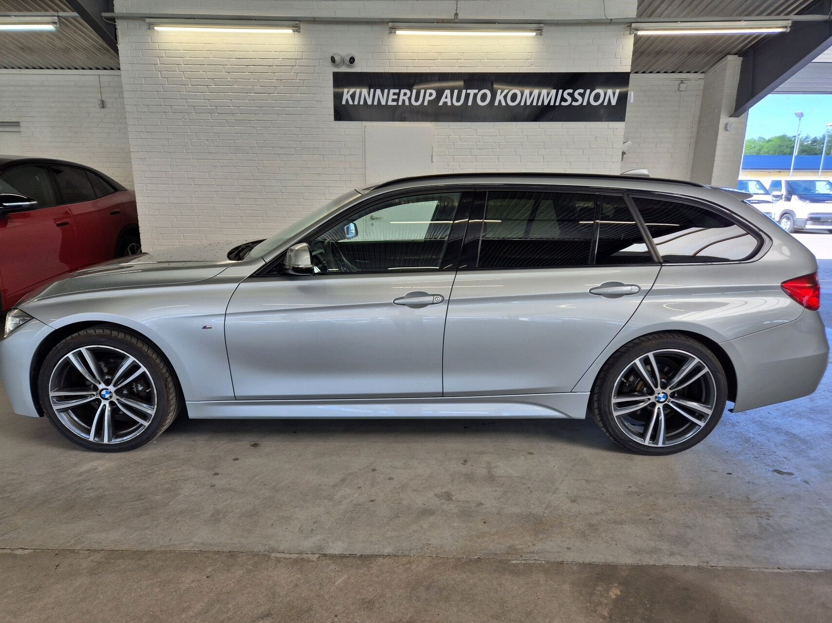 Billede af BMW 320d Touring 2,0 D XDrive 184HK Stc 6g