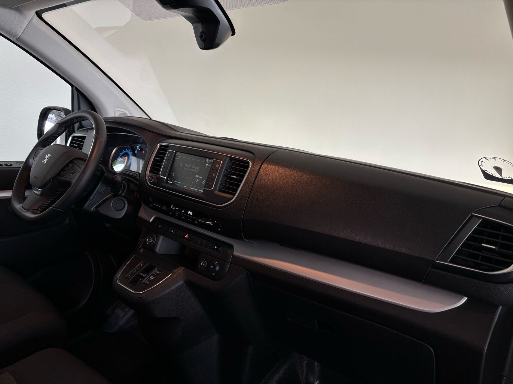 Billede af Peugeot e-Expert L3 EL Premium 136HK Van Aut.