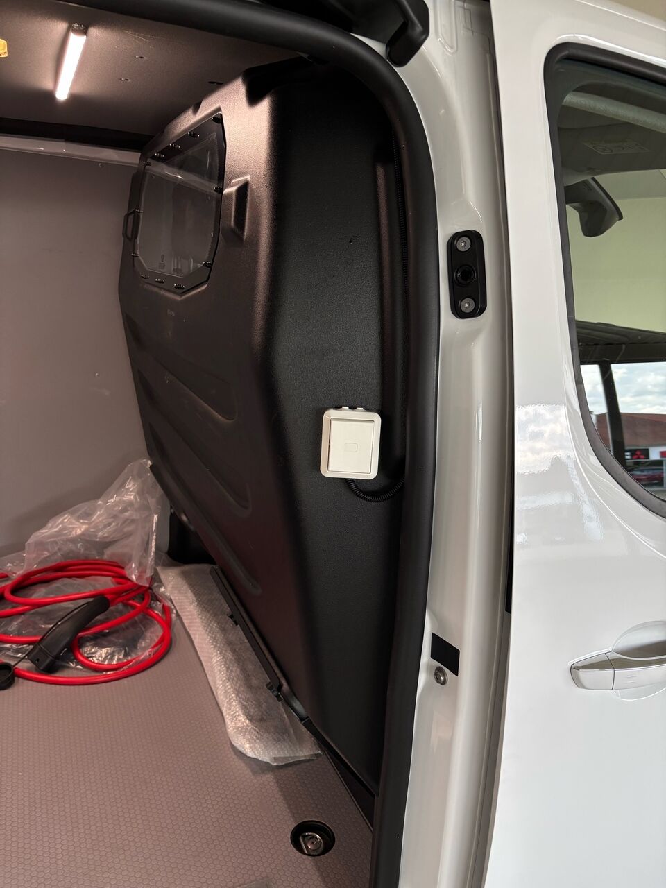 Billede af Peugeot e-Expert L3 EL Premium 136HK Van Aut.