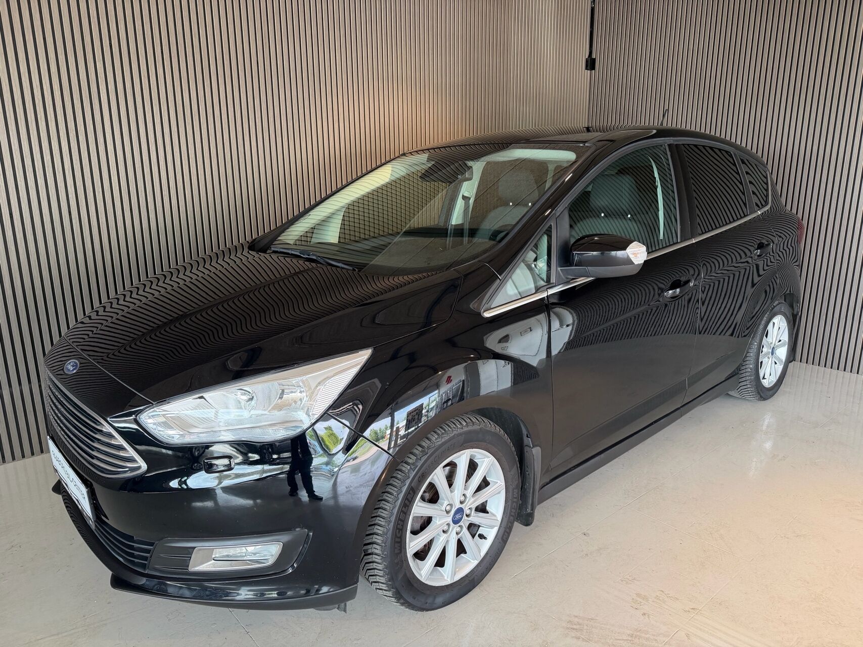 Billede af Ford C-MAX 1,0 EcoBoost Titanium Fun 125HK 6g