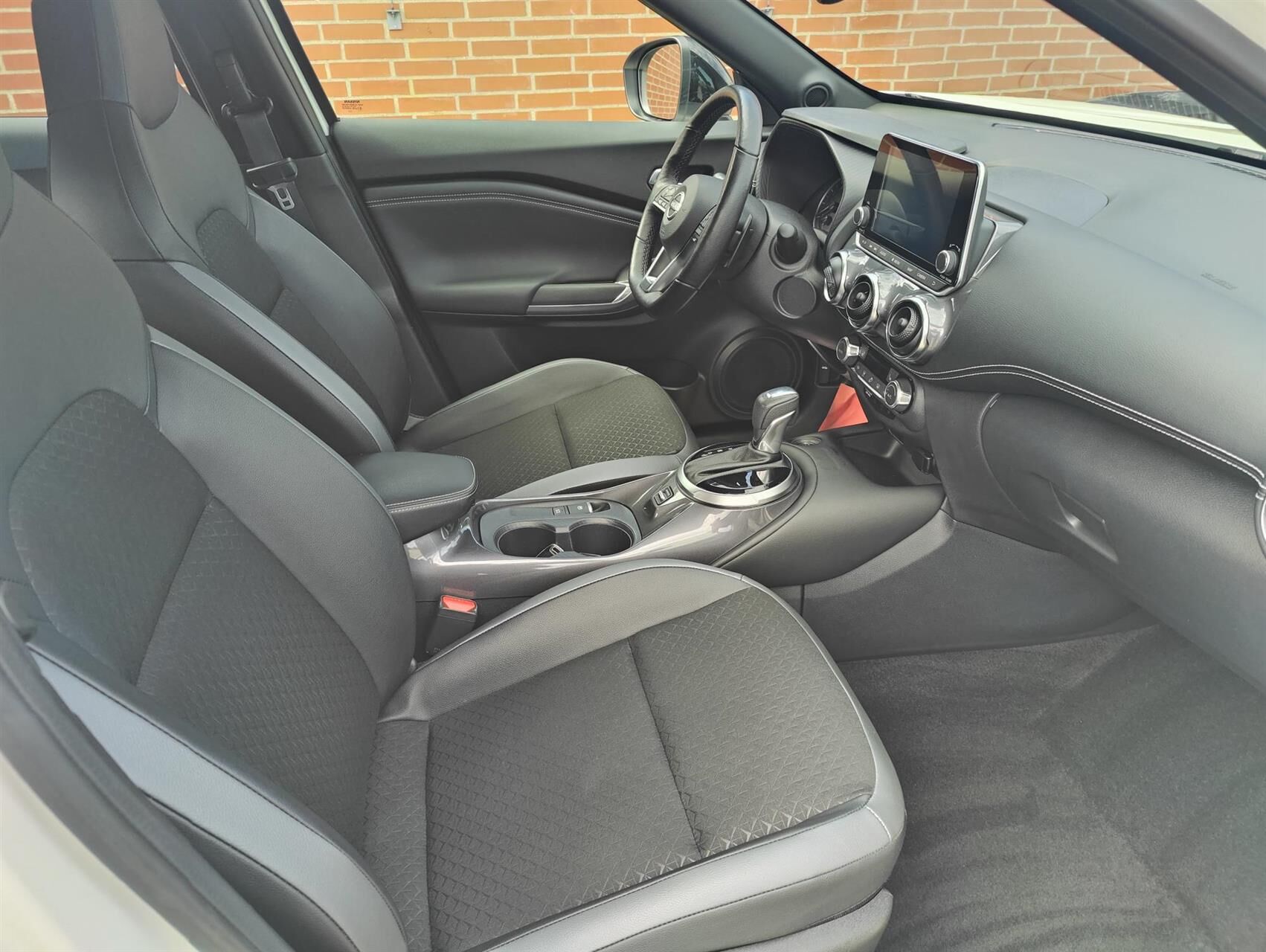 Billede af Nissan Juke 1,0 Dig-T N-Connecta DCT 114HK 5d 7g Aut.