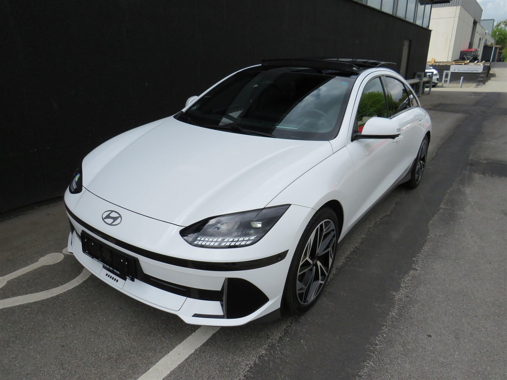 Billede af Hyundai Ioniq 6 Electric 77,4 kWh Ultimate 229HK Aut.