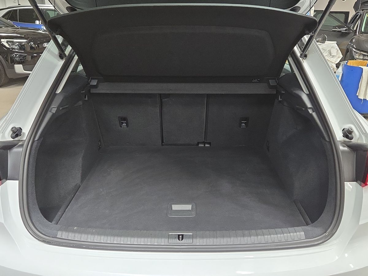 Billede af Audi Q3 1,5 35 TFSI S Tronic 150HK 5d 7g Aut.