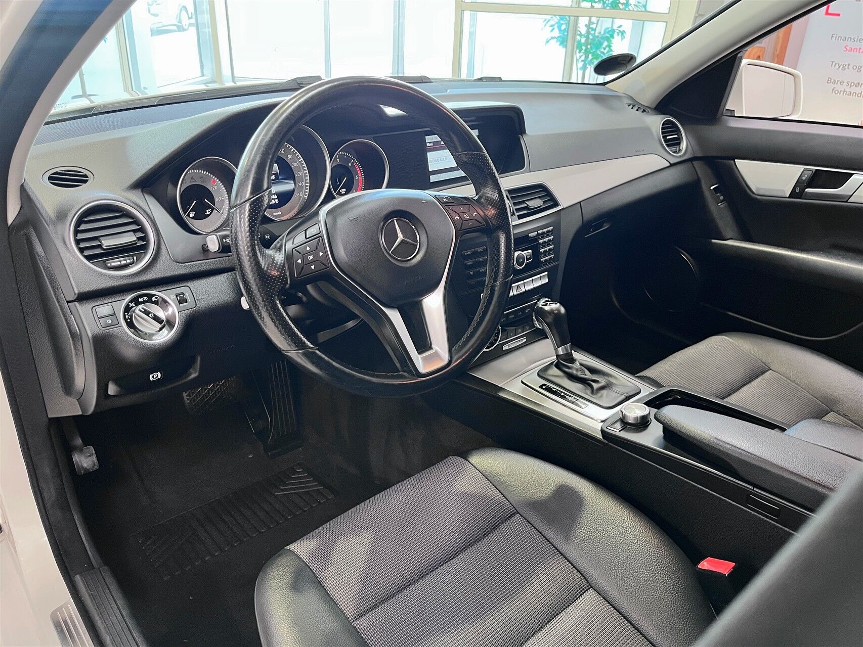 Billede af Mercedes-Benz C200 d T 2,1 CDI BlueEfficiency Avantgarde 136HK Stc Aut.