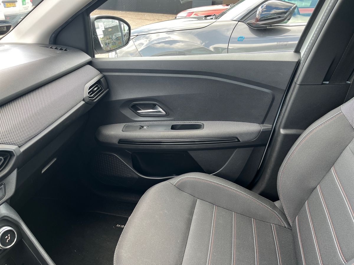 Billede af Dacia Jogger 7 Sæder 1,0 Tce Extreme 110HK 5d 6g