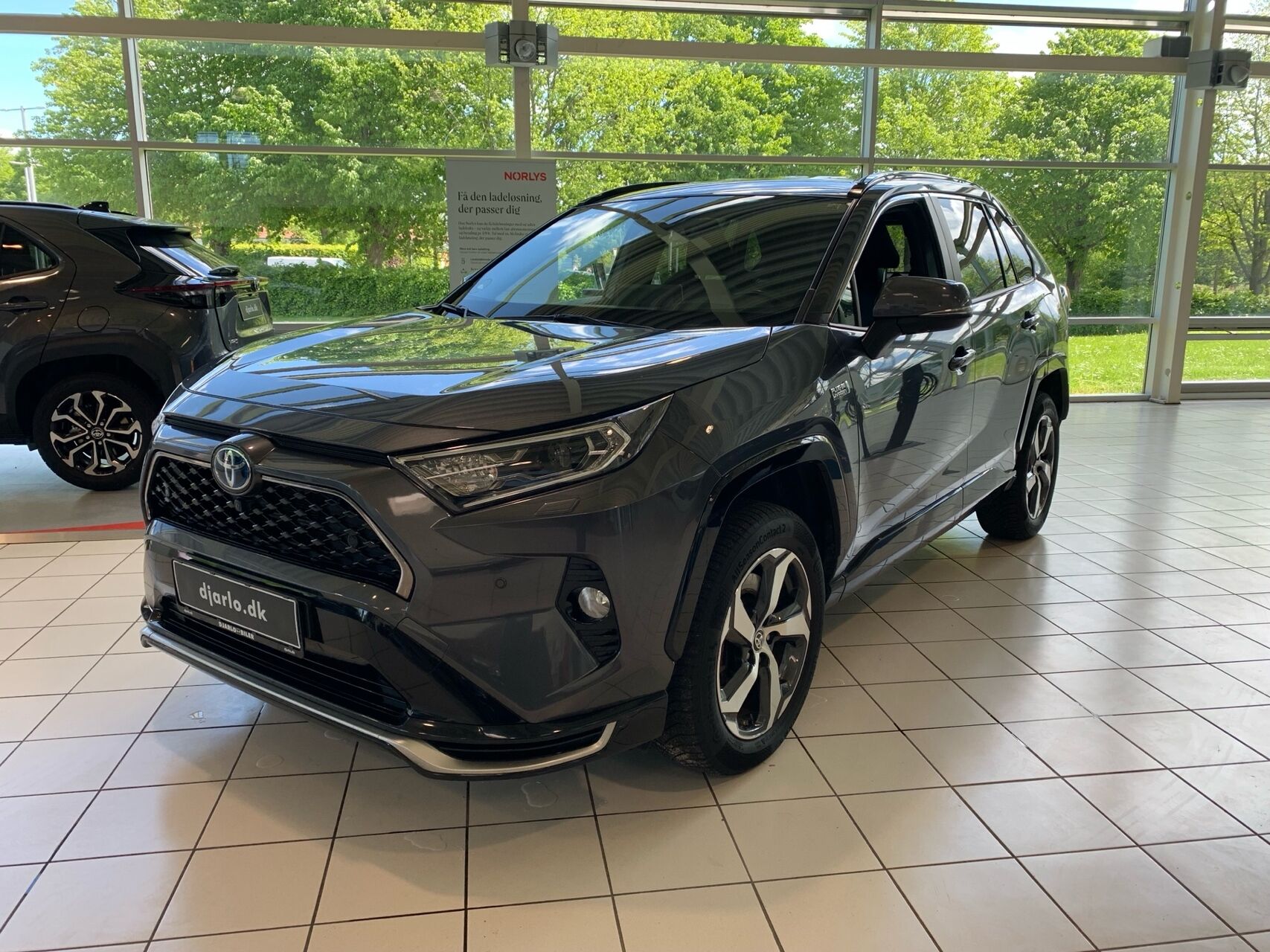 Billede af Toyota RAV4 Plug-in 2,5 Plugin-hybrid H3 Premium AWD 306HK 5d 6g Aut.