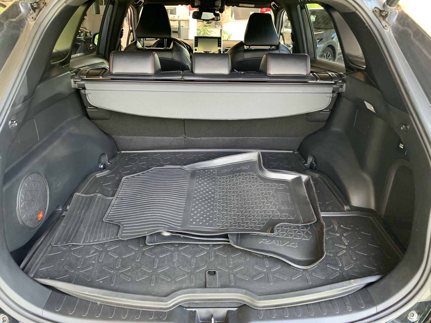 Billede af Toyota RAV4 Plug-in 2,5 Plugin-hybrid H3 Premium AWD 306HK 5d 6g Aut.