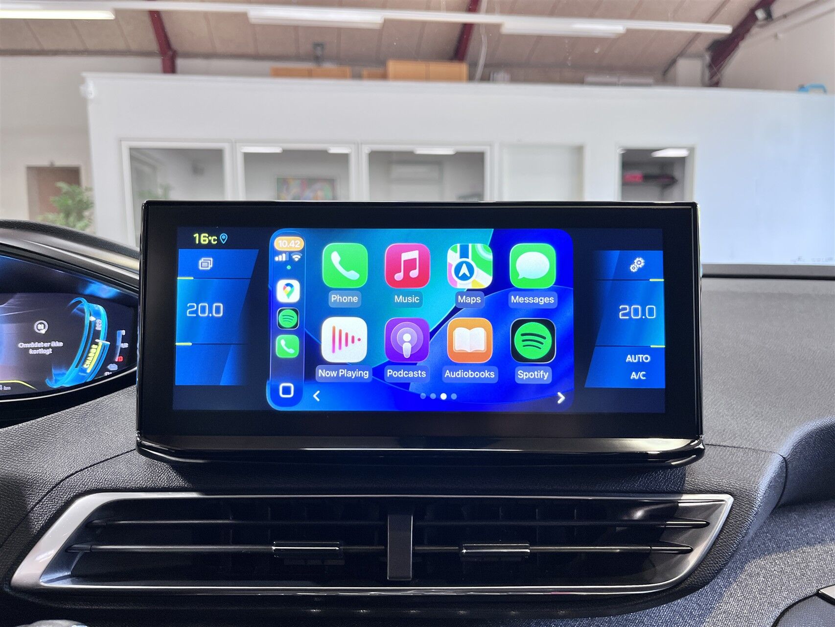 Billede af Peugeot 3008 1,6 PureTech  Plugin-hybrid First Selection EAT8 225HK 5d 8g Aut.