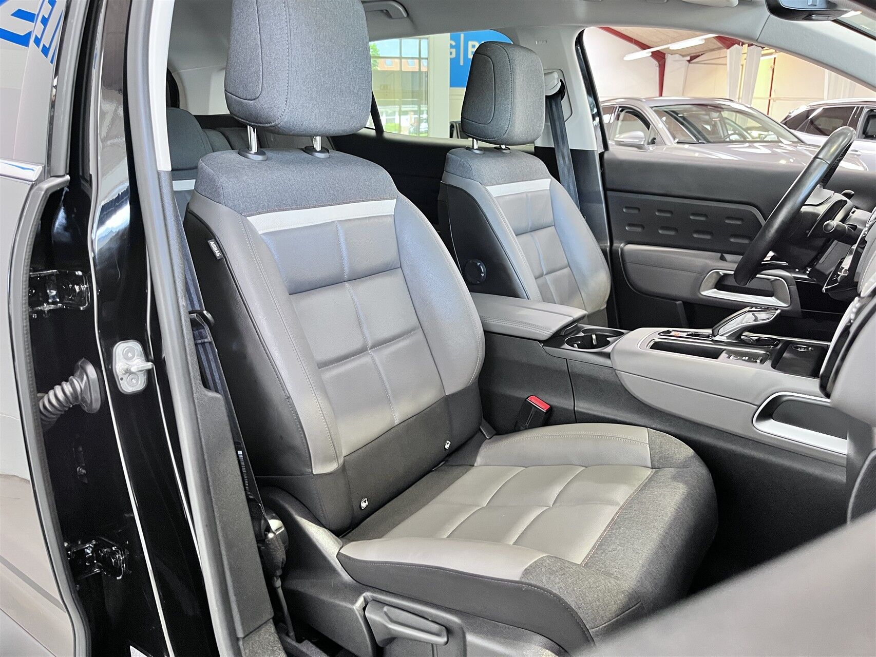 Billede af Citroën C5 Aircross 1,6 Plugin-hybrid Shine Sport EAT8 225HK 5d 8g Aut.