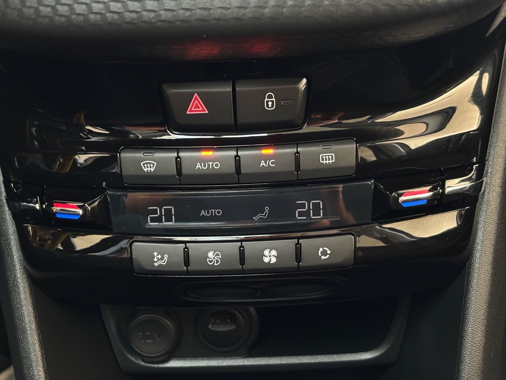 Billede af Peugeot 208 1,5 BlueHDi Infinity 100HK 5d 6g