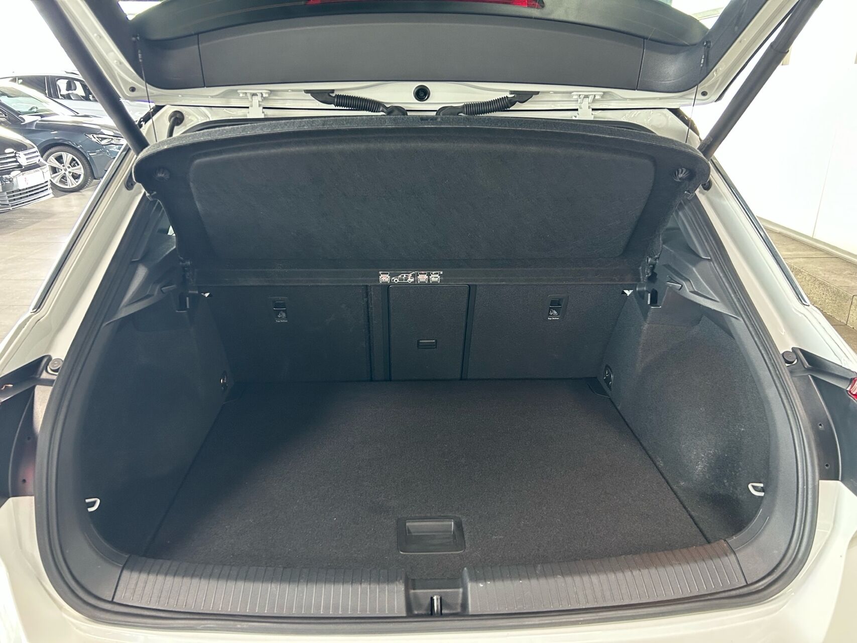 Billede af VW T-Roc 1,5 TSI ACT Sport Team DSG 150HK 5d 7g Aut.
