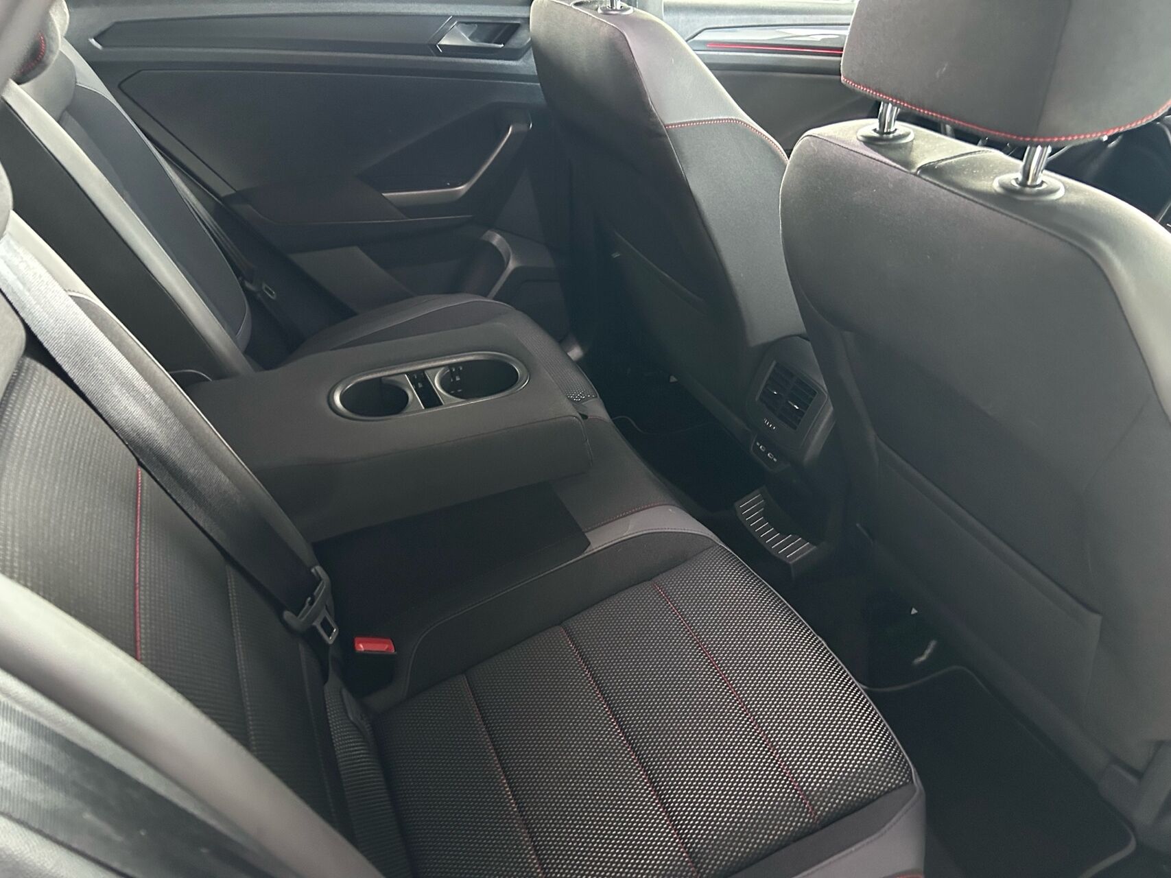 Billede af VW T-Roc 1,5 TSI ACT Sport Team DSG 150HK 5d 7g Aut.