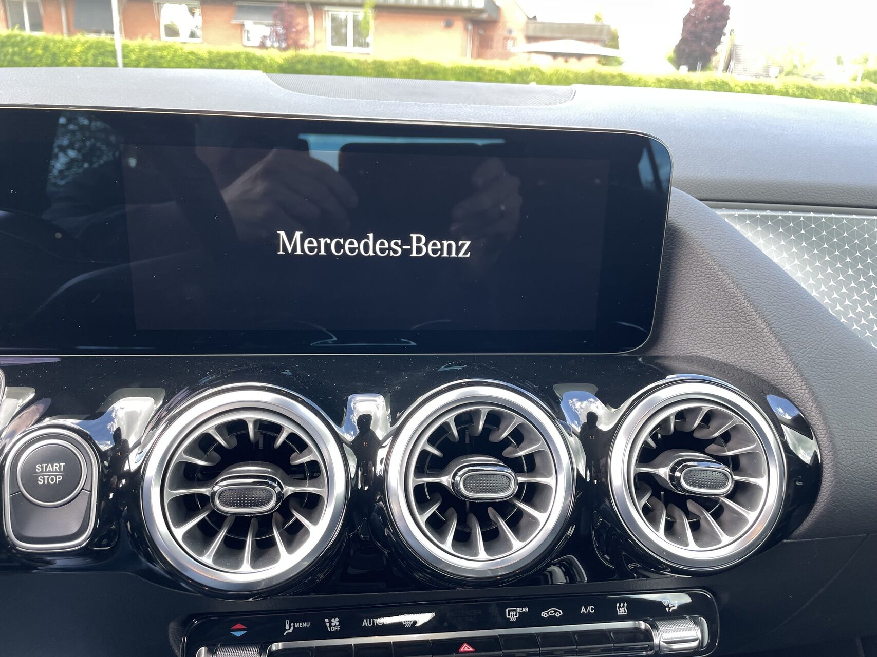 Billede af Mercedes-Benz EQA 300 EL 4Matic 228HK 5d Aut.