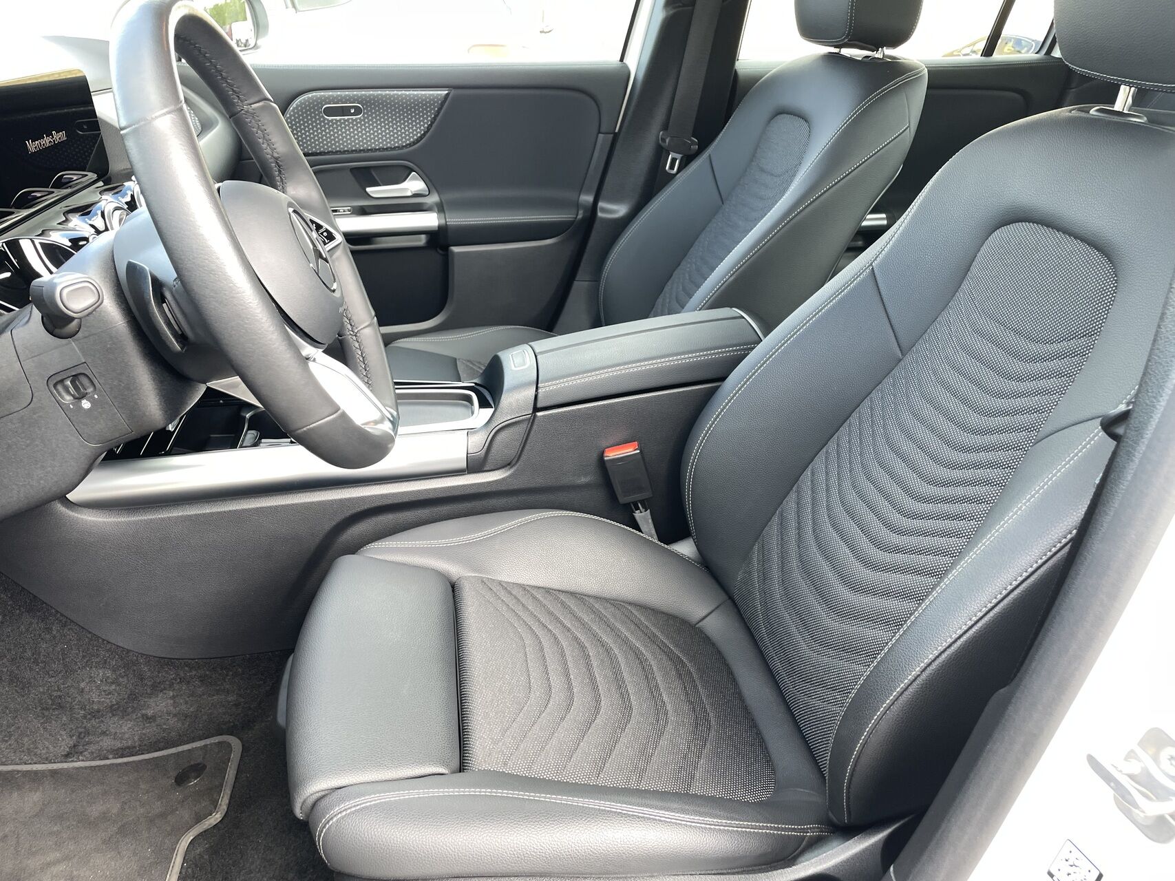 Billede af Mercedes-Benz EQA 300 EL 4Matic 228HK 5d Aut.