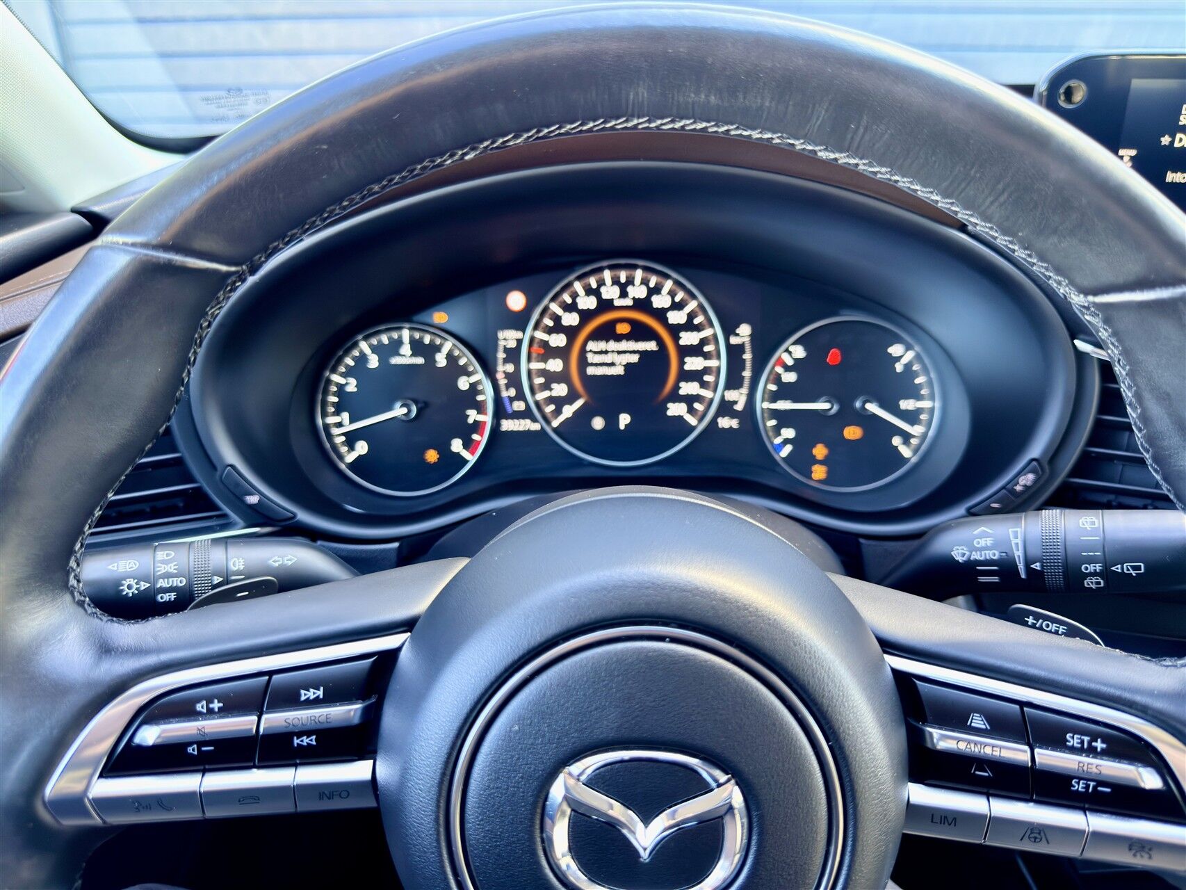 Billede af Mazda CX-30 2,0 Skyactiv-G  Mild hybrid Cosmo m. Technology Pack 150HK 5d 6g Aut.