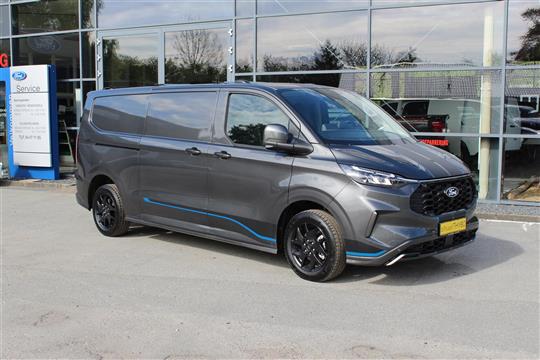 Ford Transit Custom 320 L2H1 2,0 EcoBlue Sport AWD 170HK Van 8g Aut.