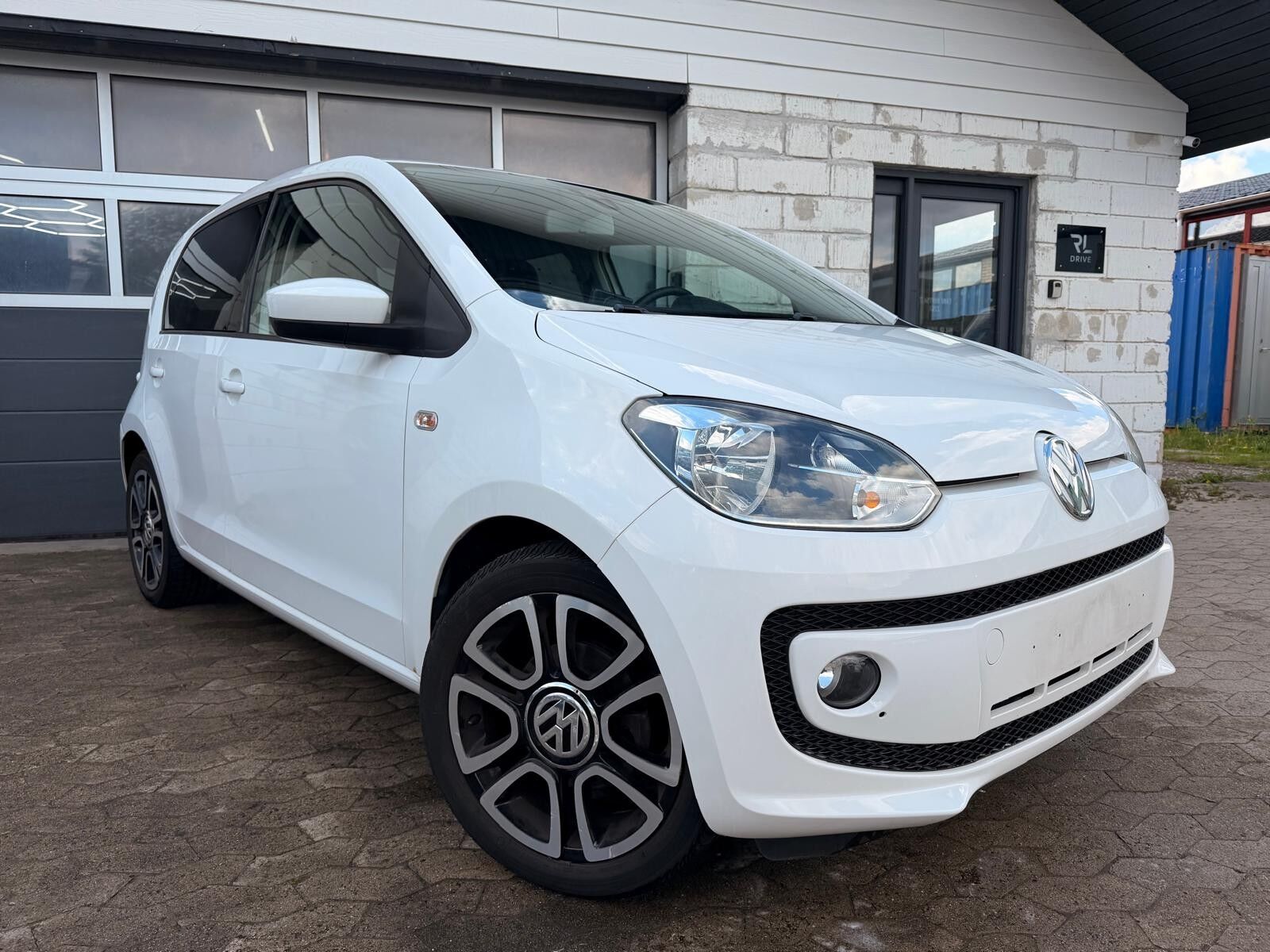Billede af VW up 1,0 MPI BMT High 75HK 5d