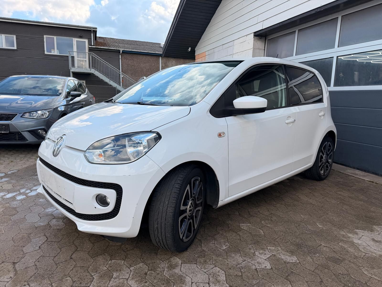 Billede af VW up 1,0 MPI BMT High 75HK 5d