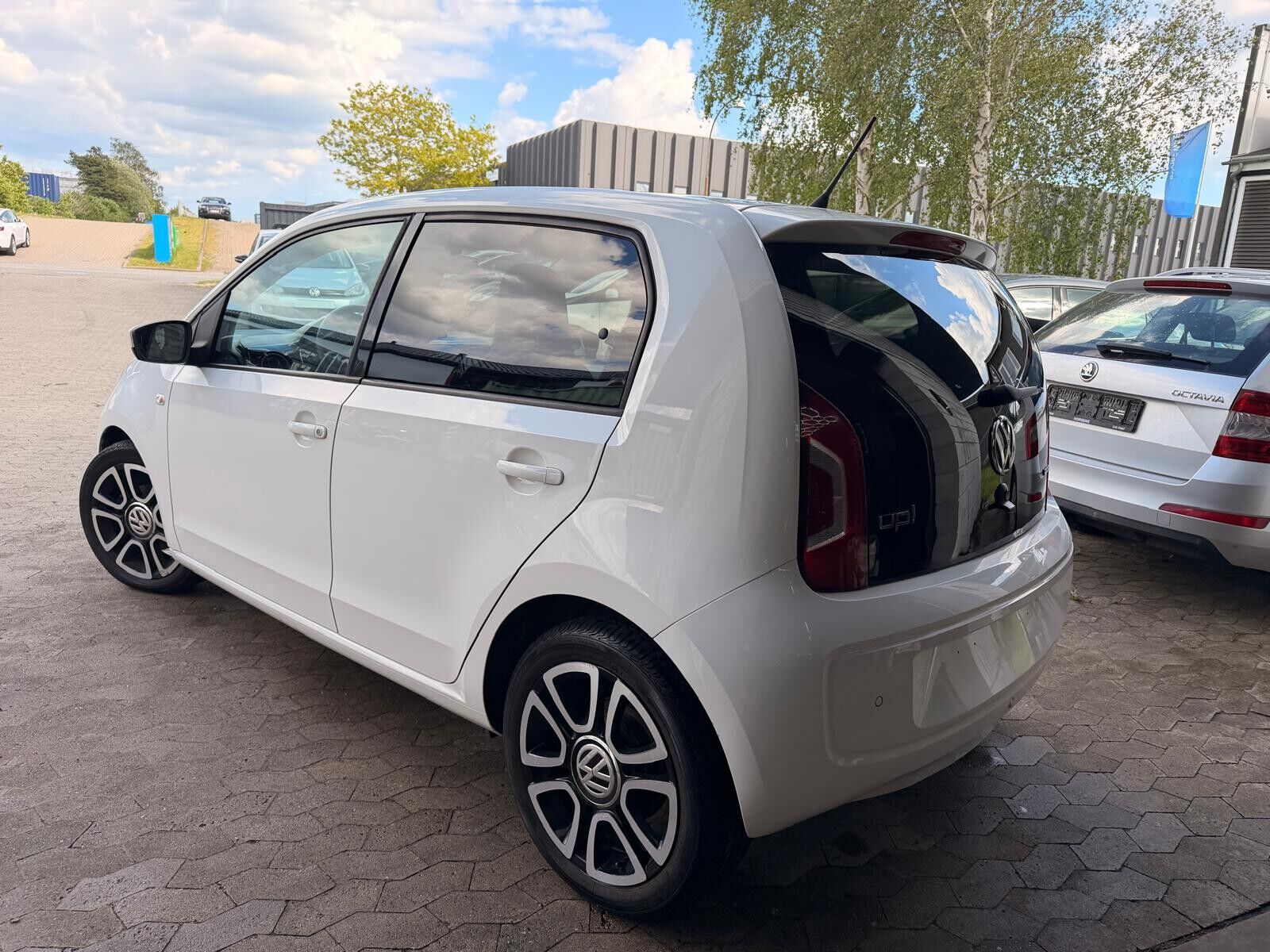 Billede af VW up 1,0 MPI BMT High 75HK 5d