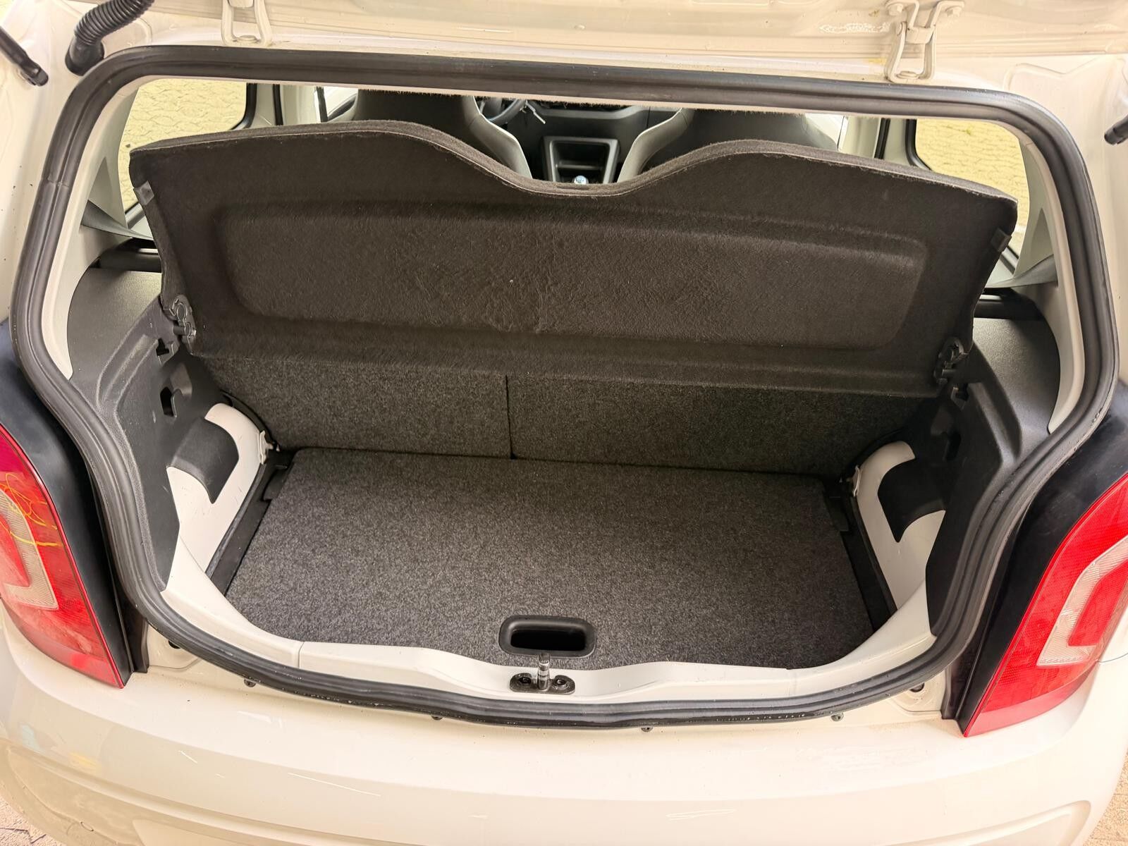 Billede af VW up 1,0 MPI BMT High 75HK 5d