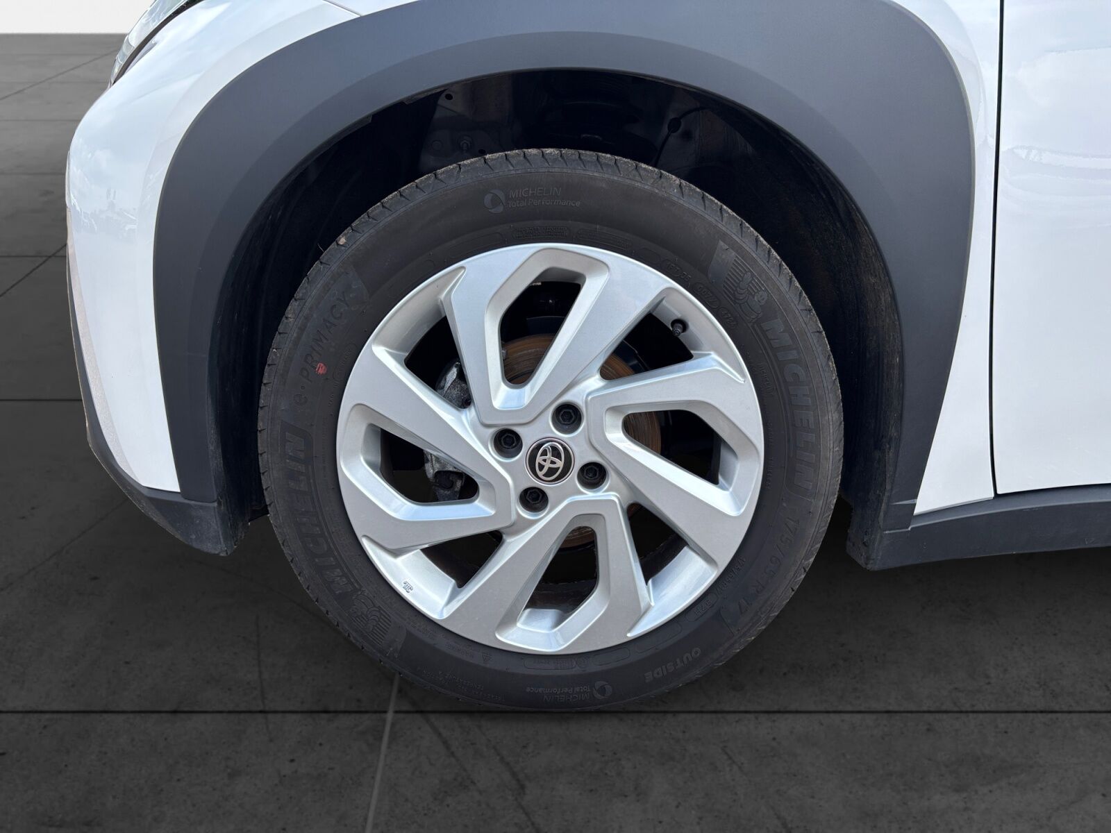 Billede af Toyota Aygo X 1,0 VVT-I Active 72HK 5d