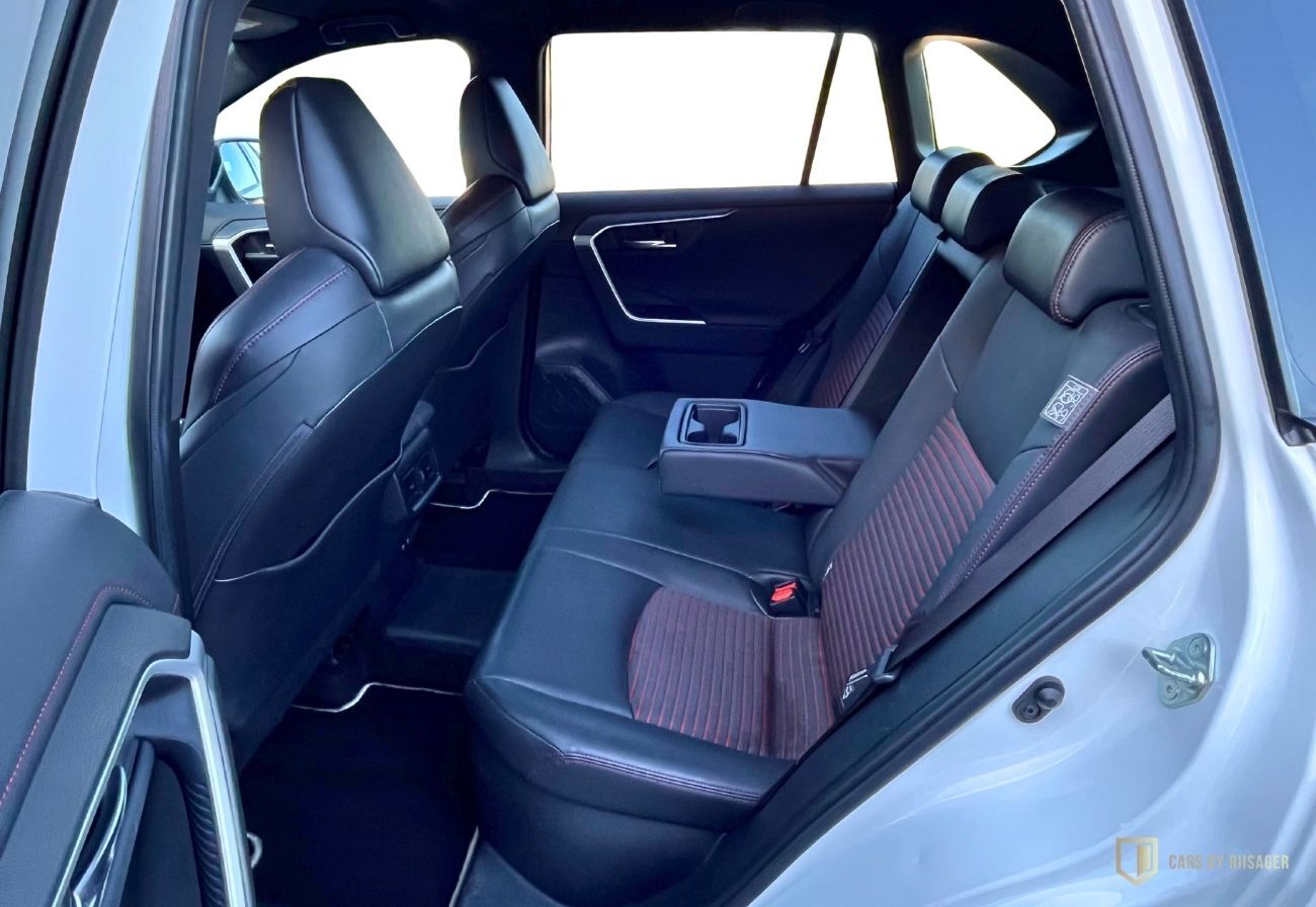 Billede af Toyota RAV4 Plug-in 2,5 Plugin-hybrid H3 Comfort AWD 306HK 5d 6g Aut.