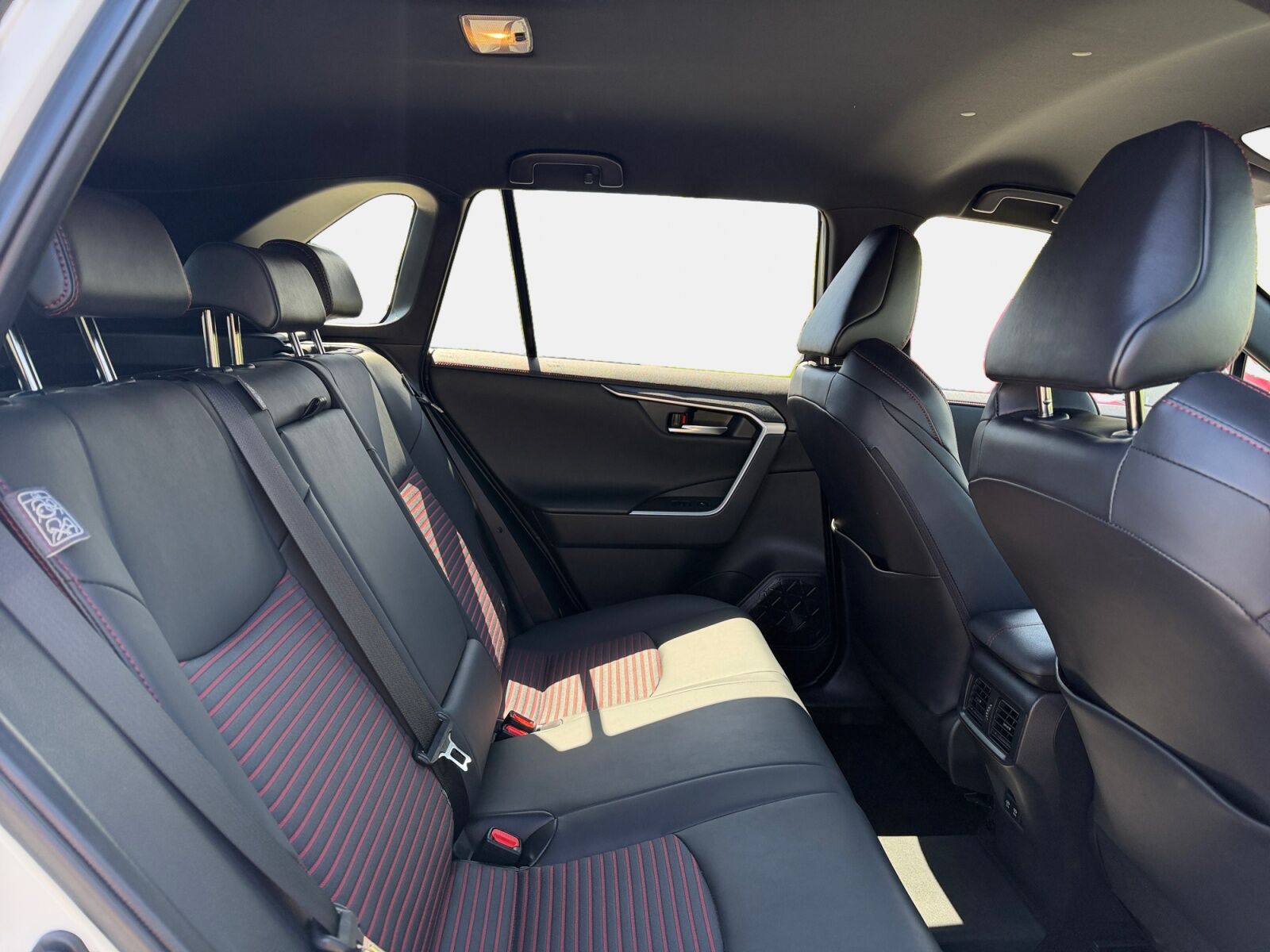 Billede af Toyota RAV4 Plug-in 2,5 Plugin-hybrid H3 Style AWD 306HK 5d 6g Aut.