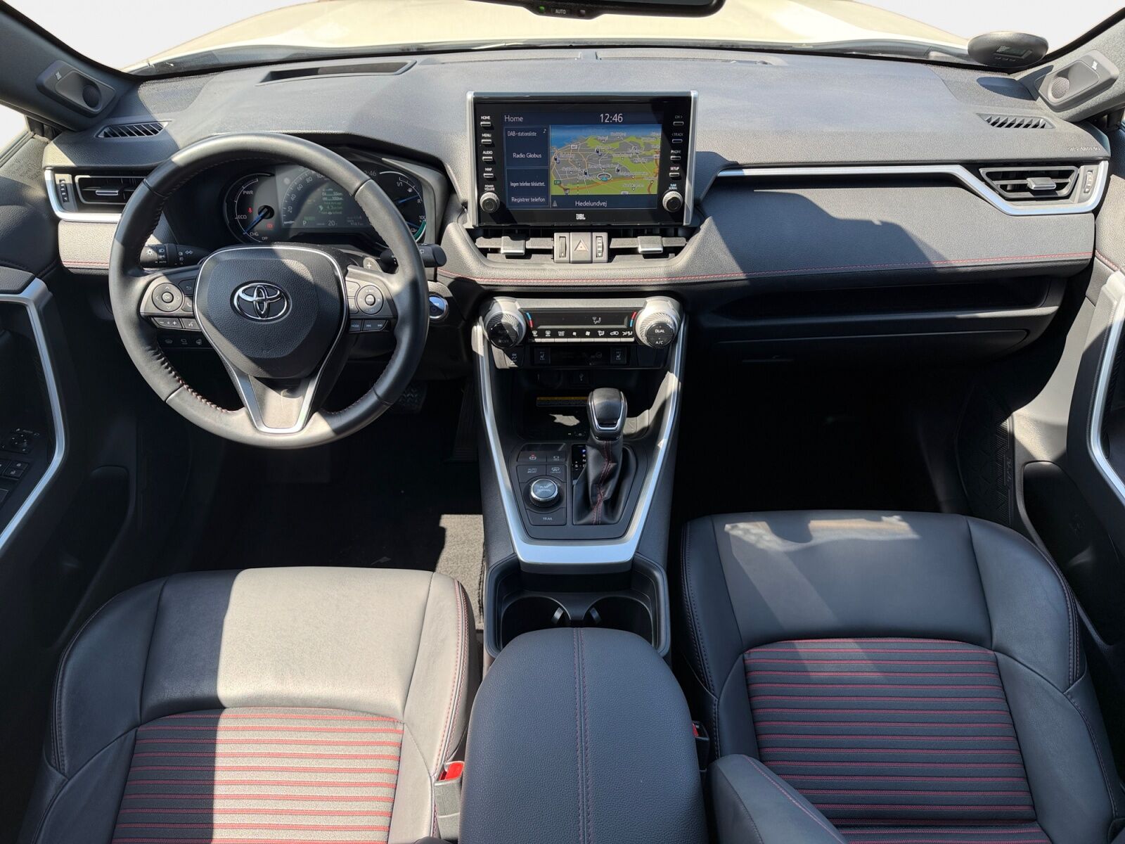Billede af Toyota RAV4 Plug-in 2,5 Plugin-hybrid H3 Style AWD 306HK 5d 6g Aut.