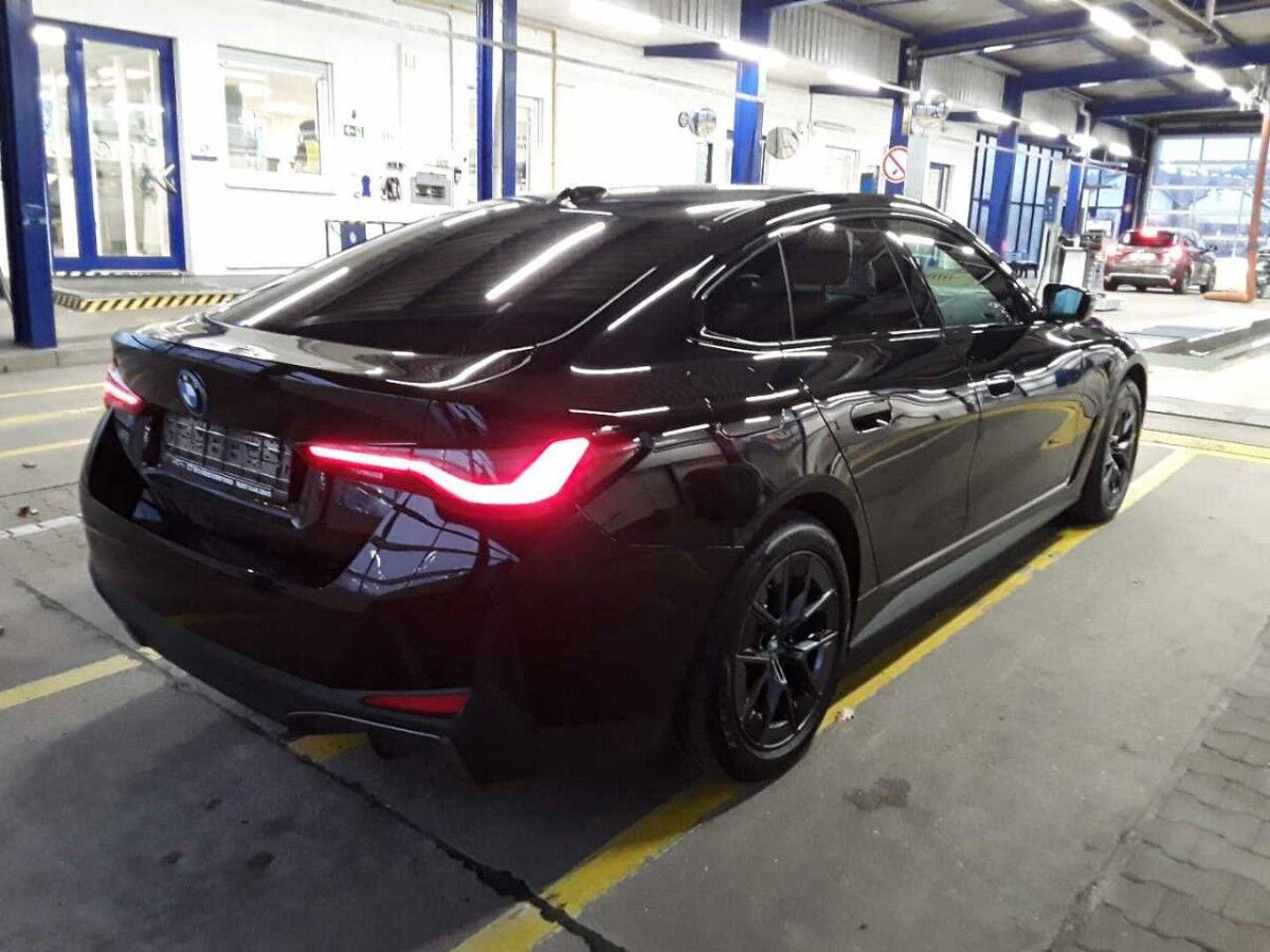 Billede af BMW i4 eDrive40 Gran Coupé EL 340HK 5d Aut.