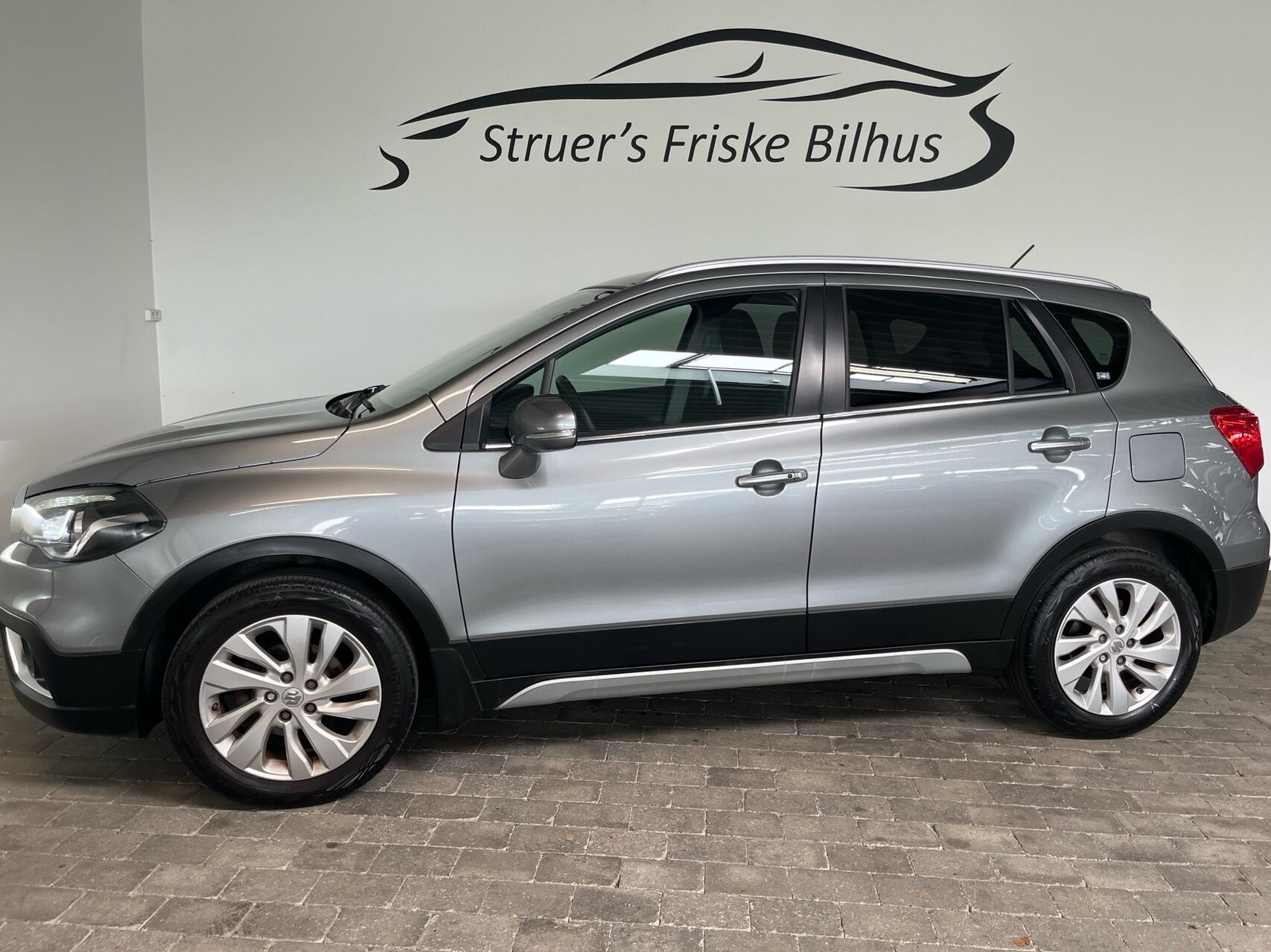 Billede af Suzuki S-Cross 1,0 Boosterjet Active 112HK 5d