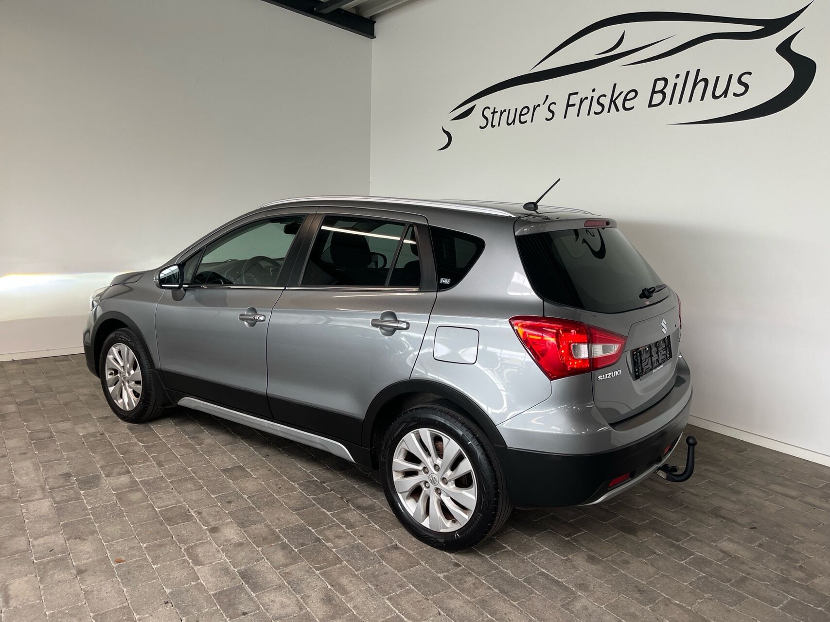 Billede af Suzuki S-Cross 1,0 Boosterjet Active 112HK 5d