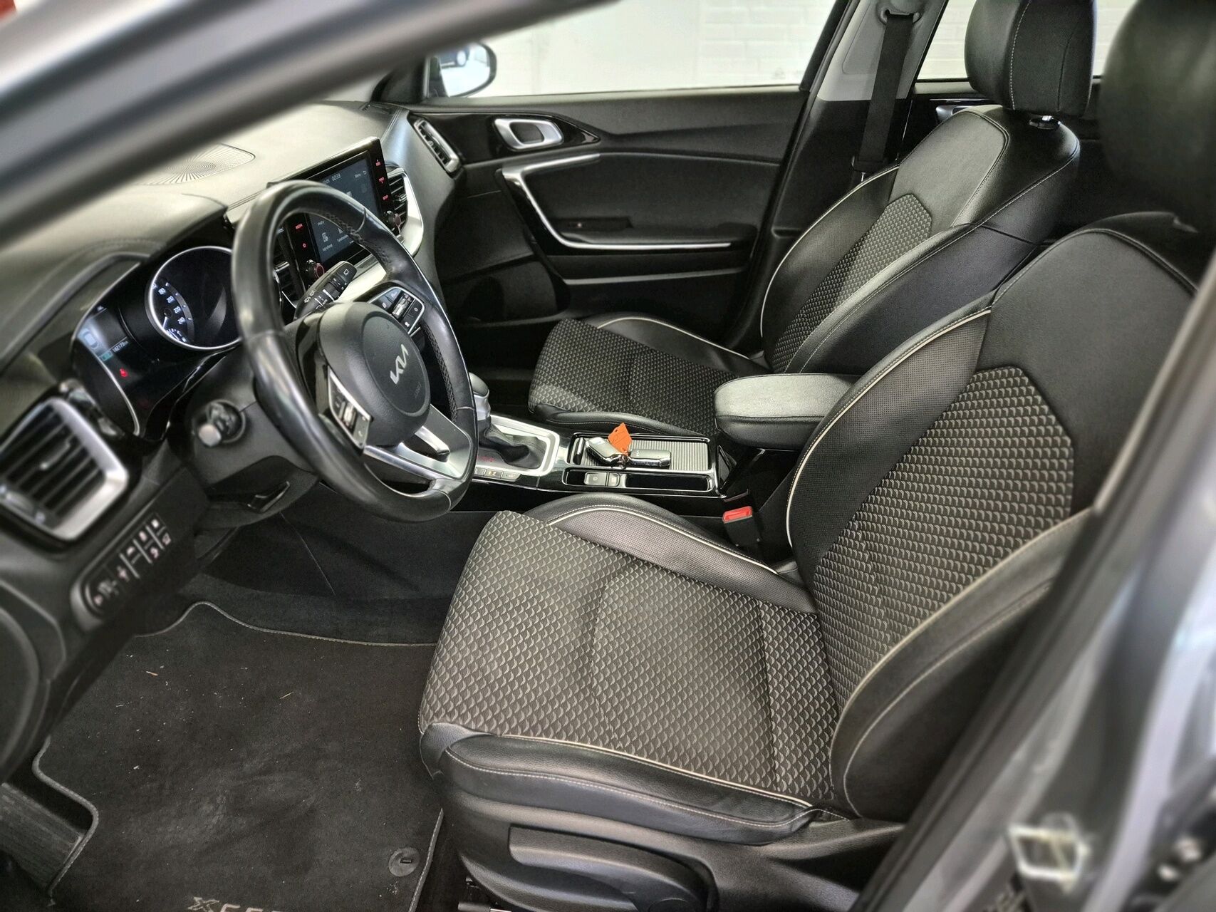 Billede af Kia XCeed 1,6 GDI  Plugin-hybrid Upgrade DCT 141HK 5d 6g Aut.