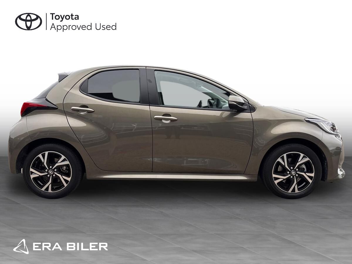 Billede af Toyota Yaris 1,5 Hybrid Style Comfort 116HK 5d Trinl. Gear