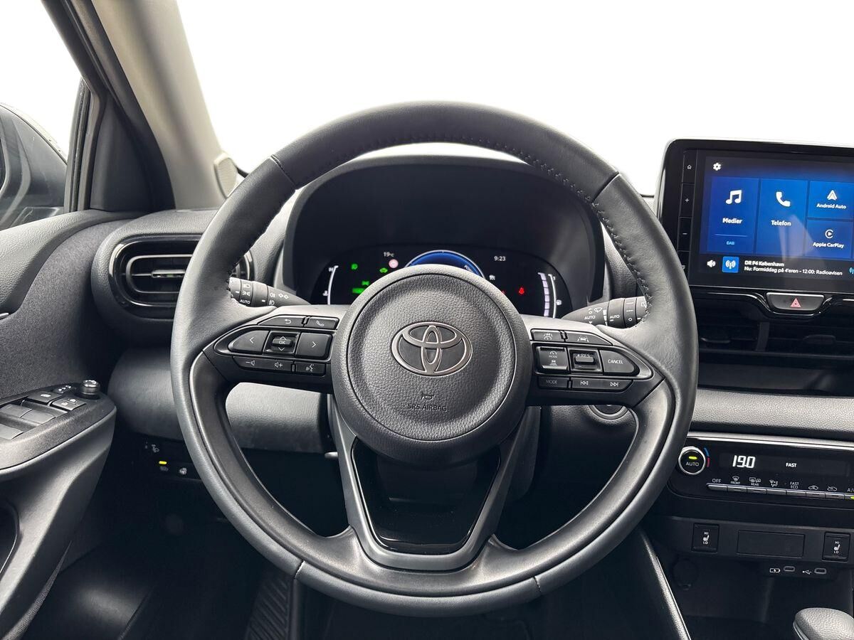 Billede af Toyota Yaris 1,5 Hybrid Style Comfort 116HK 5d Trinl. Gear