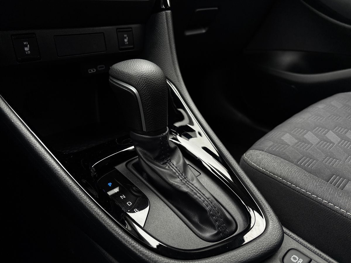 Billede af Toyota Yaris 1,5 Hybrid Style Comfort 116HK 5d Trinl. Gear