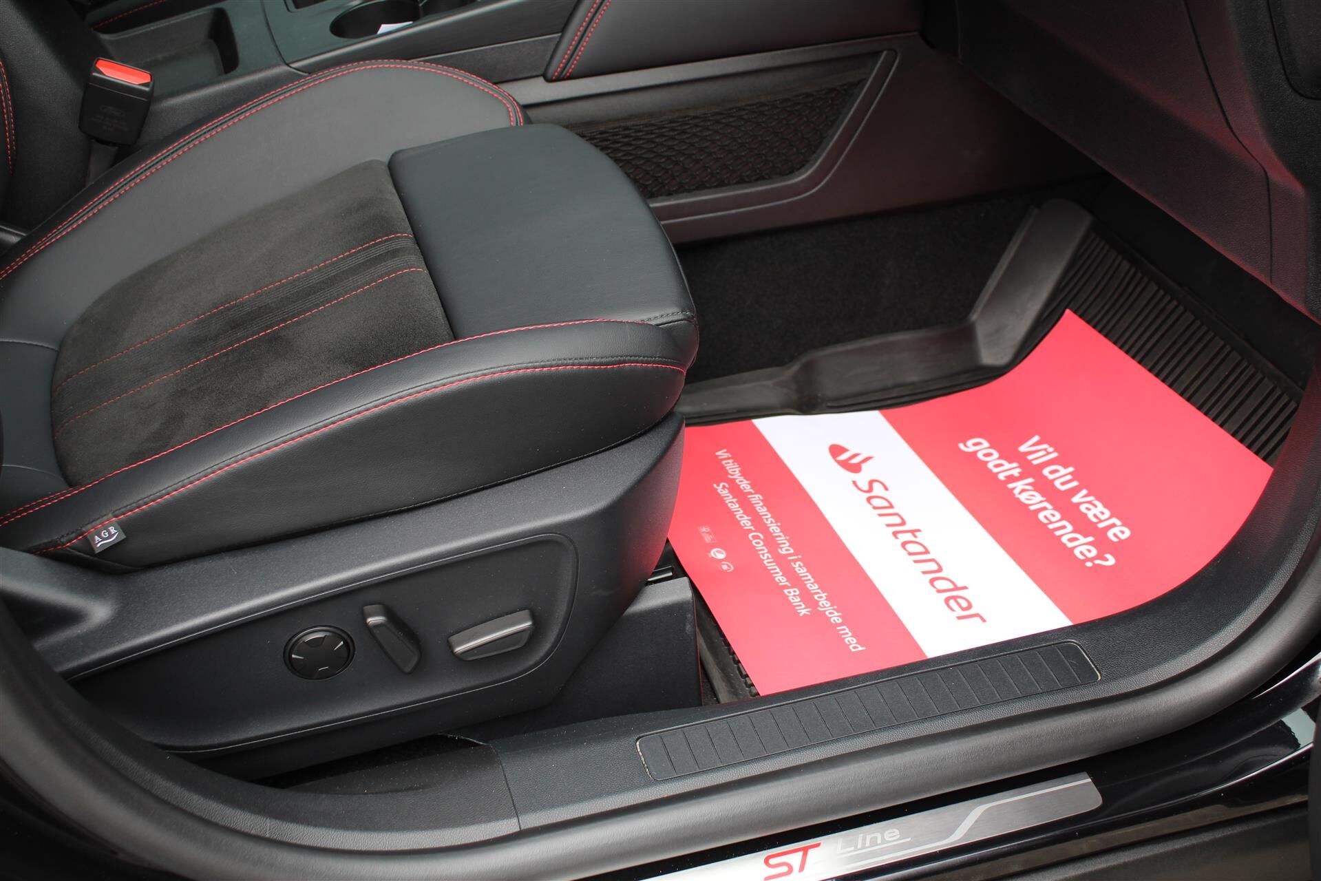 Billede af Ford Kuga 2,5 Plugin-hybrid ST-Line X CVT 243HK 5d Aut.