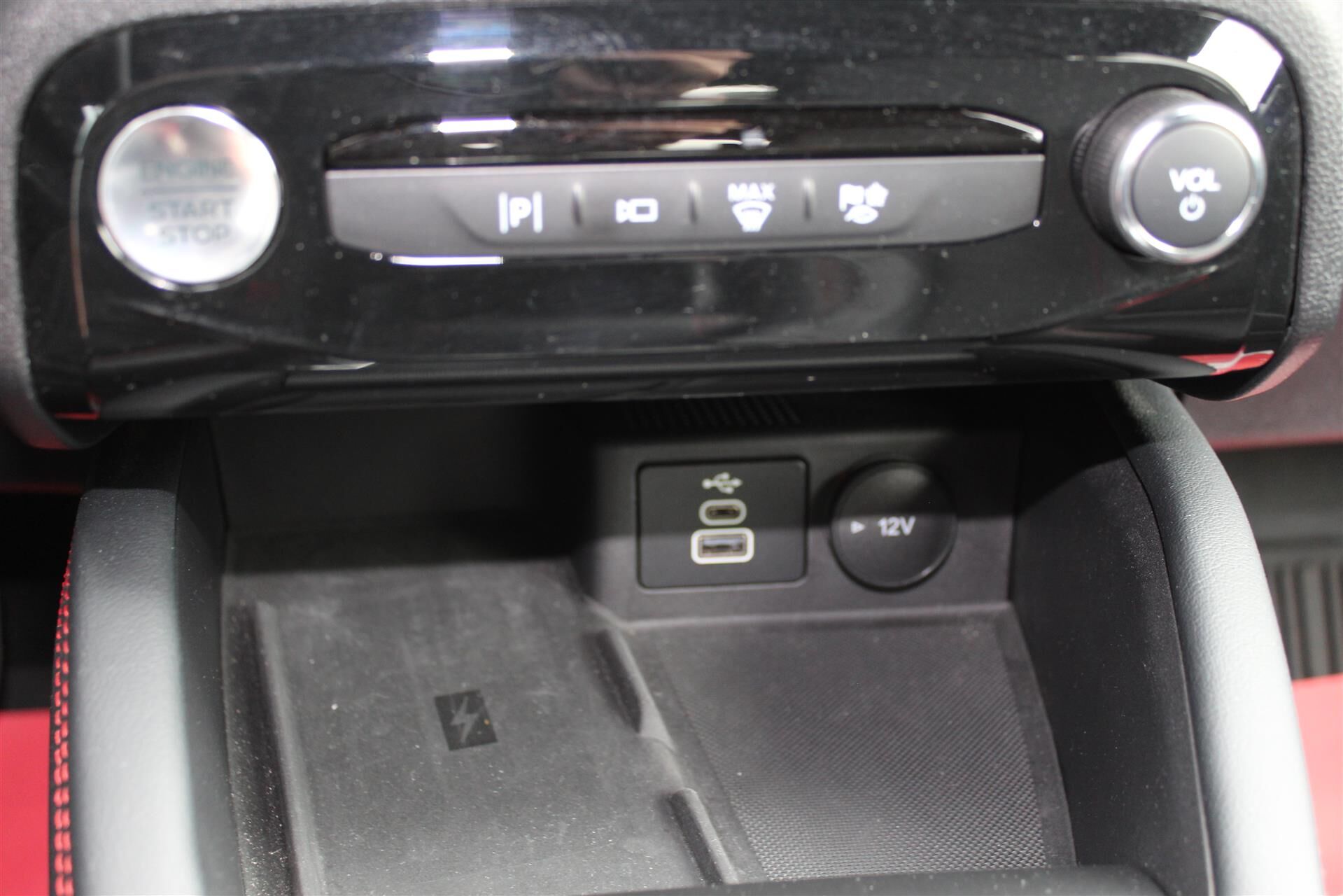 Billede af Ford Kuga 2,5 Plugin-hybrid ST-Line X CVT 243HK 5d Aut.