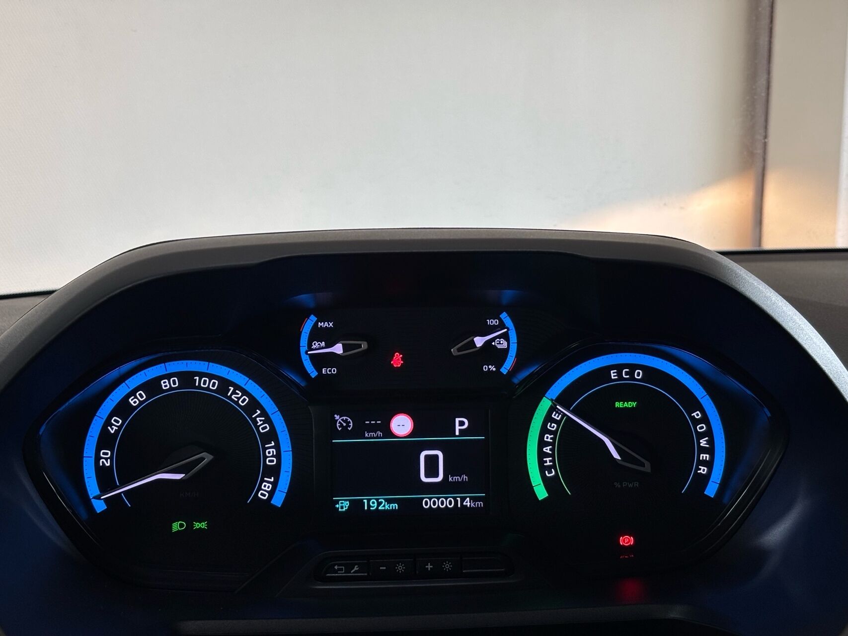 Billede af Peugeot e-Partner L1 V2 EL Plus 136HK Van Aut.