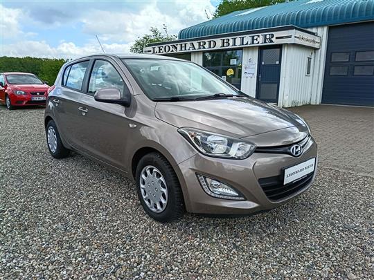 Hyundai i20 1,2 Classic XTR 85HK 5d