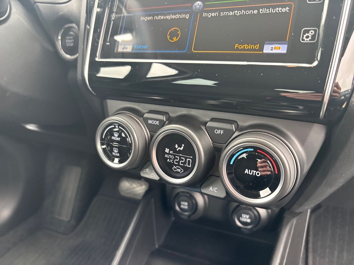 Billede af Suzuki Swift 1,2 Dualjet  Mild hybrid Exclusive AEB CVT 83HK 5d Trinl. Gear